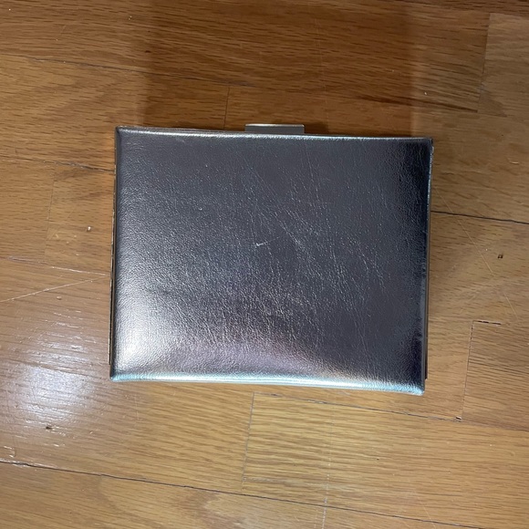 Aldo clutch with gold strap! - Picture 3 of 6